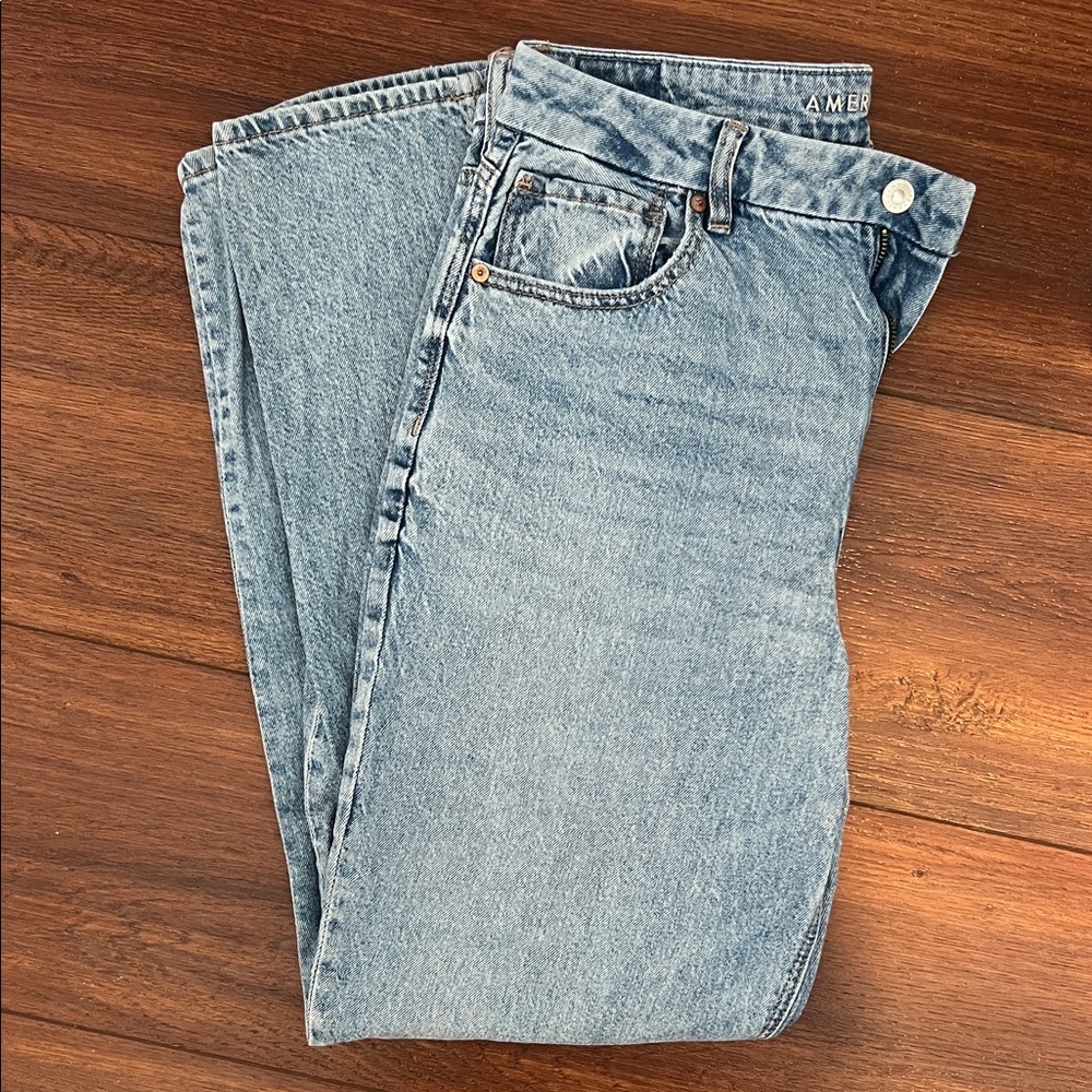 American Eagle Outfitters Light Blue Straight Leg Jeans